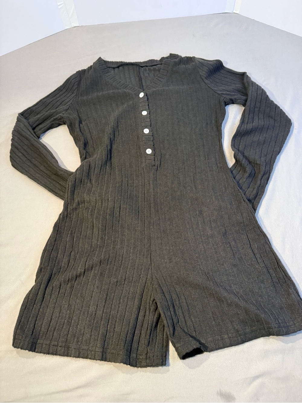 SHEIN Black Ribbed Long-Sleeve Romper